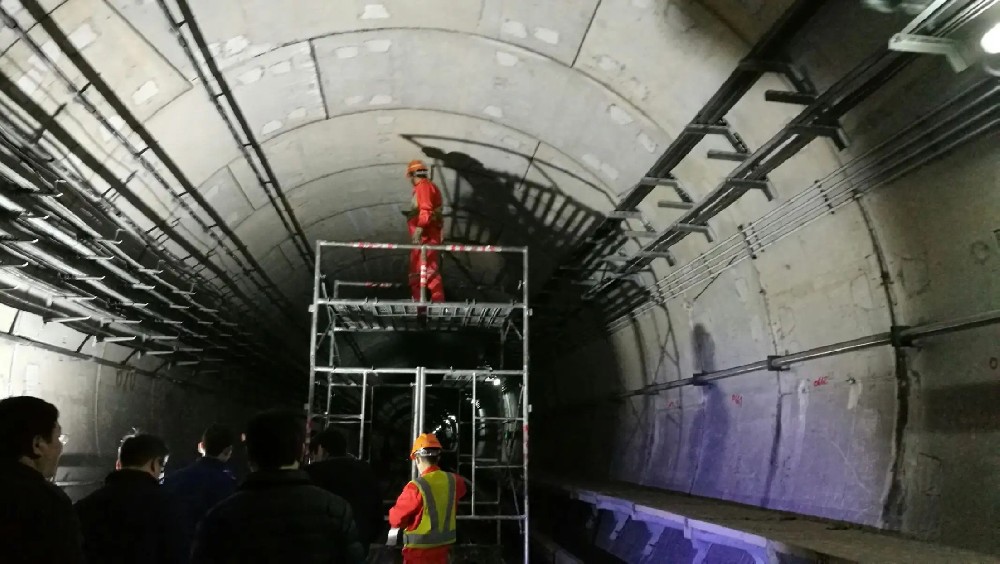 高安地铁线路病害整治及养护维修